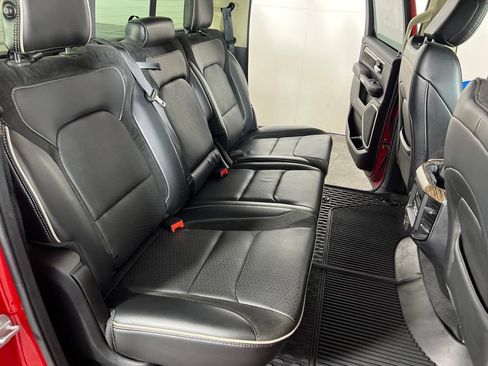 Used 2019 RAM 1500 Laramie AWD/4WD image 13