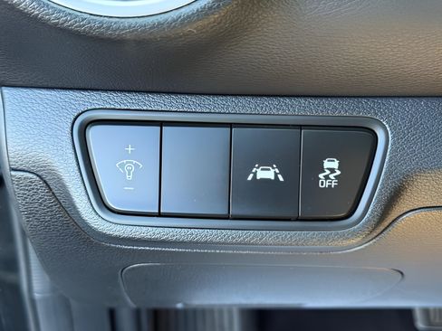 Used 2021 Kia Forte LXS FWD image 27