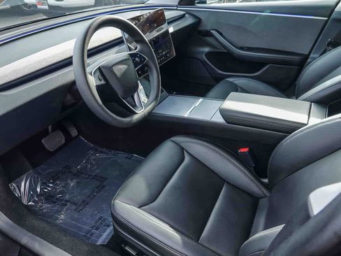 Used 2024 Tesla Model 3 Standard Range image 15