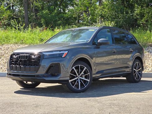 Certified 2026 Audi Q7 2.0T Premium Plus AWD/4WD image 2