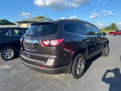 Used 2017 Chevrolet Traverse LT AWD/4WD image 5