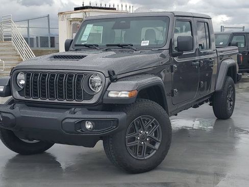 New 2026 Jeep Gladiator Sport image 31