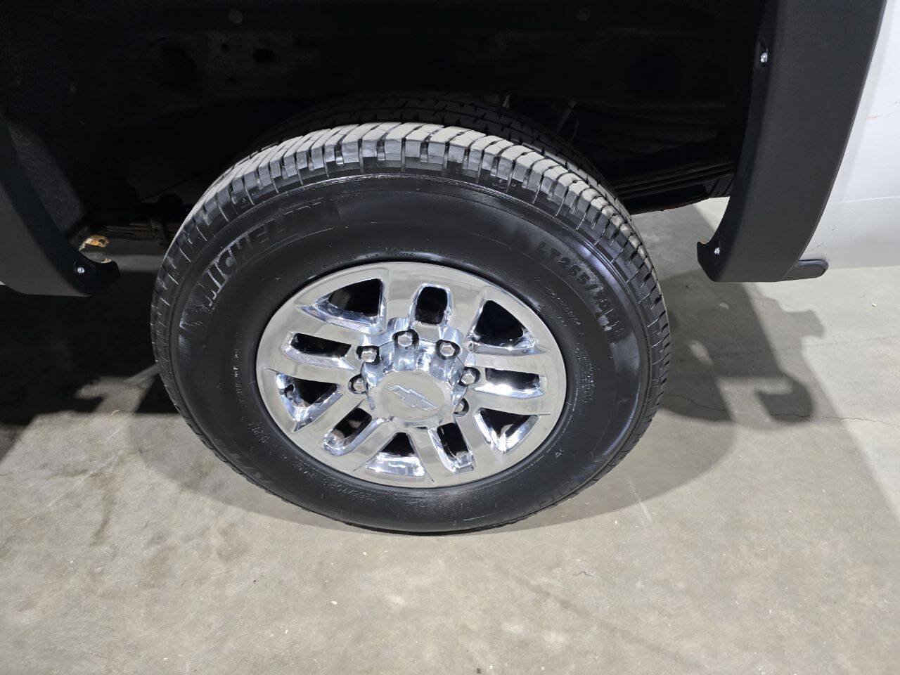 Used 2015 Chevrolet Silverado 2500 LT w/ LT Convenience Package AWD/4WD image 21