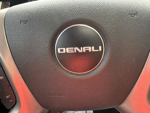 Used 2012 GMC Sierra 2500 Denali AWD/4WD image 21