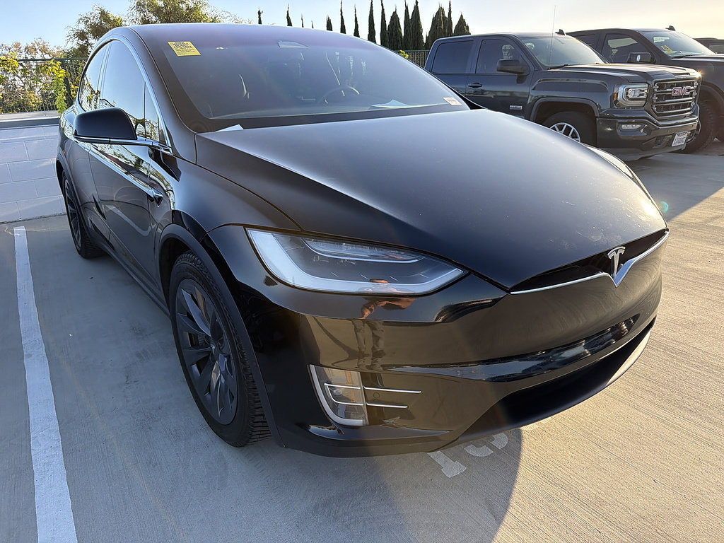 Used 2018 Tesla Model X 75D AWD/4WD image 3