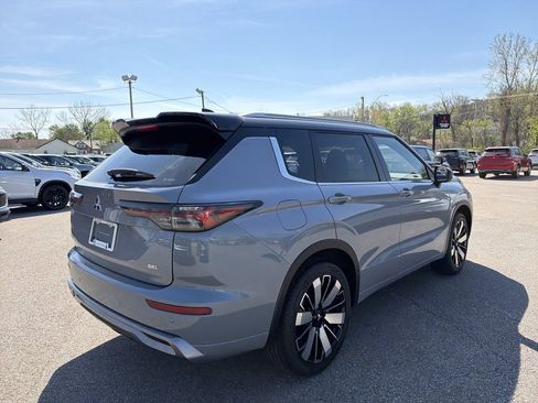 New 2026 Mitsubishi Outlander SEL AWD/4WD image 4