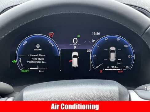 New 2026 Toyota Highlander Platinum AWD/4WD image 11