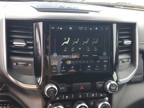 Used 2024 RAM 1500 Laramie image 24