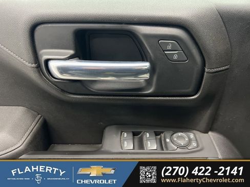 Used 2022 Chevrolet Silverado 1500 LT image 22