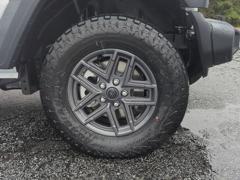 New 2026 Jeep Wrangler Sport S image 9