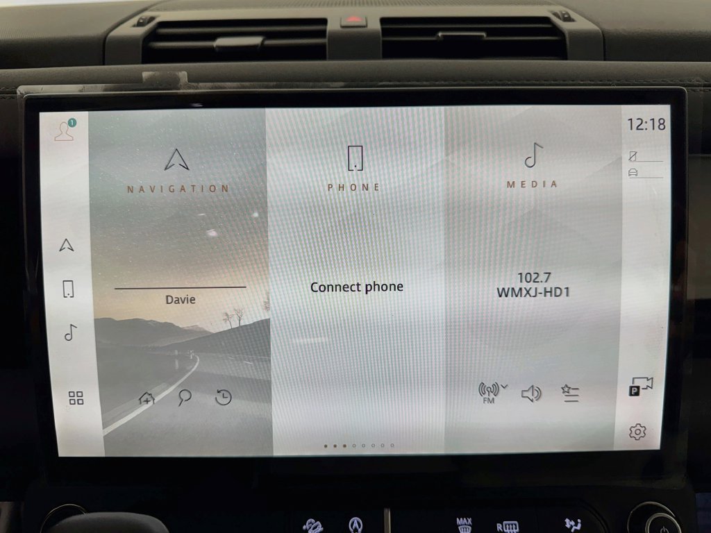 New 2026 Land Rover Defender 110 X-Dynamic SE AWD/4WD image 15