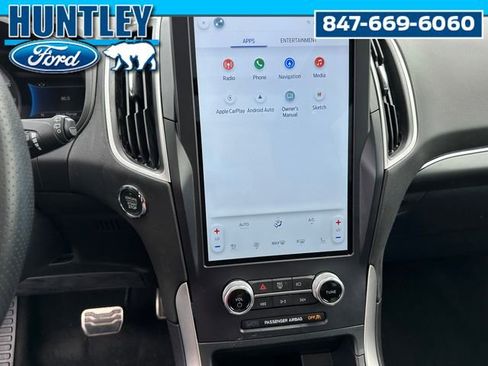 Used 2022 Ford Edge ST-Line w/ Class II Trailer Tow Package image 27