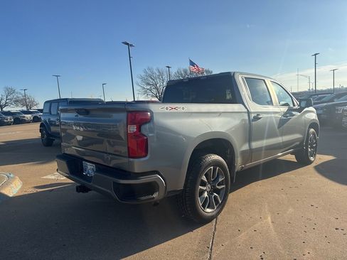 Used 2023 Chevrolet Silverado 1500 RST image 2