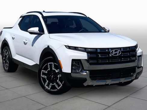 Used 2025 Hyundai Santa Cruz Limited AWD/4WD image 3
