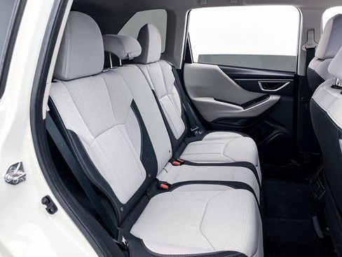 Used 2023 Subaru Forester image 37