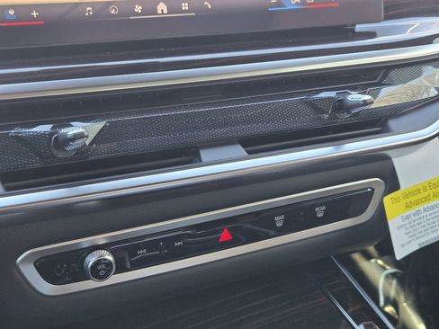 New 2026 BMW X5 xDrive50e w/ Climate Comfort Package AWD/4WD image 22