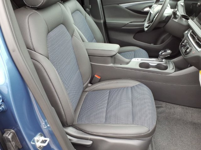 New 2026 Buick Envista Sport Touring FWD image 22