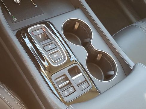 New 2025 Honda Pilot EX-L image 24