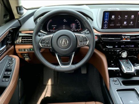 Used 2026 Acura MDX FWD w/ Technology Package image 5