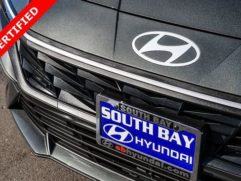 Certified 2025 Hyundai Elantra SEL image 11