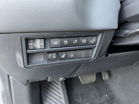New 2026 Toyota Tundra Limited AWD/4WD image 17