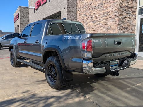 Used 2023 Toyota Tacoma TRD Off-Road w/ Black Out Package (TMS) AWD/4WD image 3