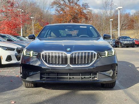 New 2026 BMW 530i xDrive image 2
