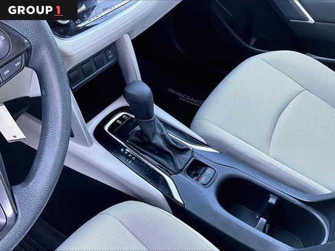 Used 2023 Toyota Corolla Cross L FWD image 16