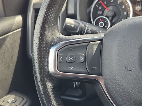 Used 2025 RAM 1500 Classic Warlock AWD/4WD image 17