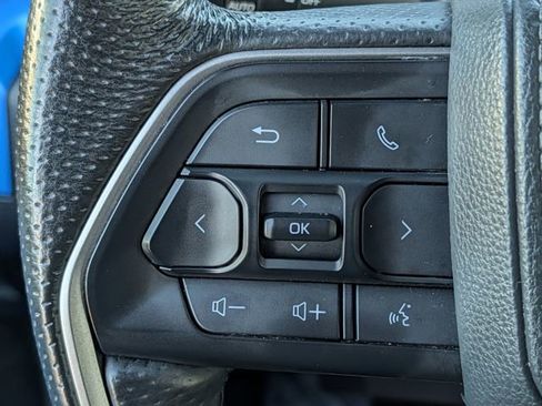 Used 2025 Toyota Tacoma TRD Off-Road AWD/4WD image 24