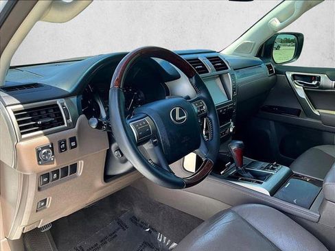 Used 2014 Lexus GX 460 w/ Premium Package image 14