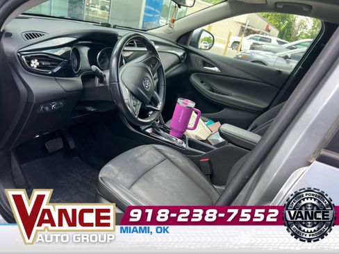 Used 2023 Buick Encore GX Select w/ Experience Buick Package FWD image 3