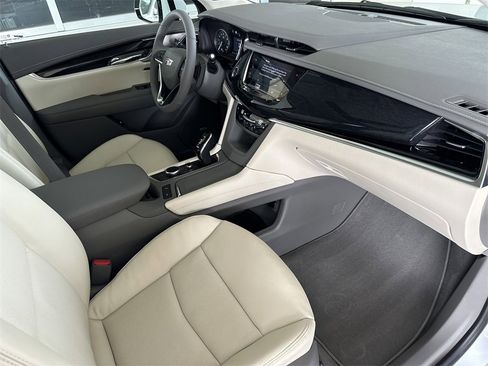 New 2025 Cadillac XT6 Premium Luxury image 41