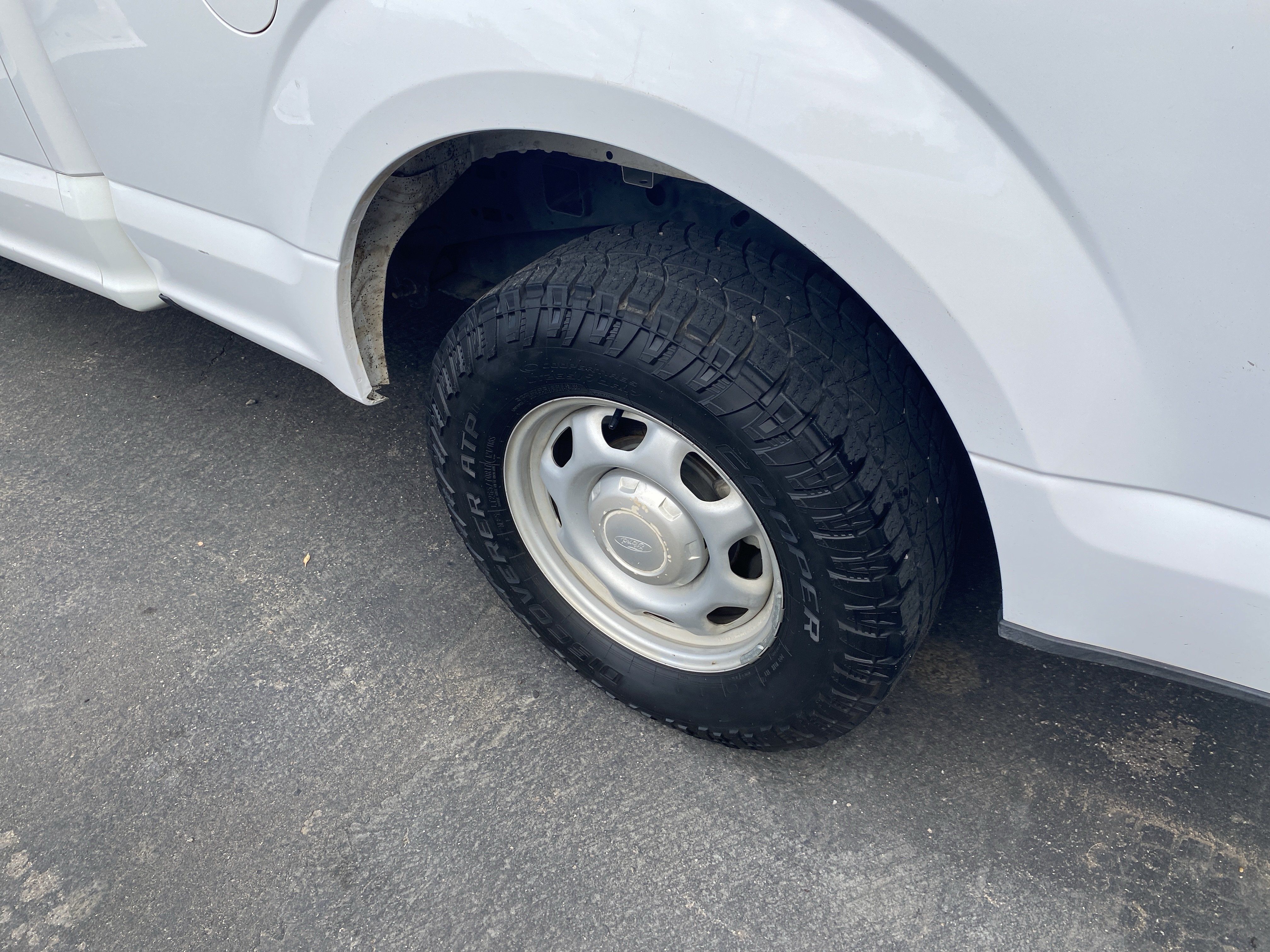 Used 2019 Ford F150 XL w/ Equipment Group 101A Mid RWD image 19