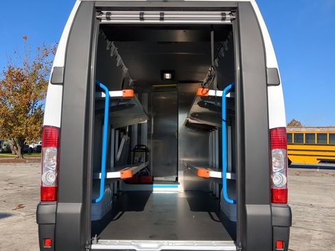 New 2024 RAM ProMaster 3500 w/ Delivery Van Package image 32