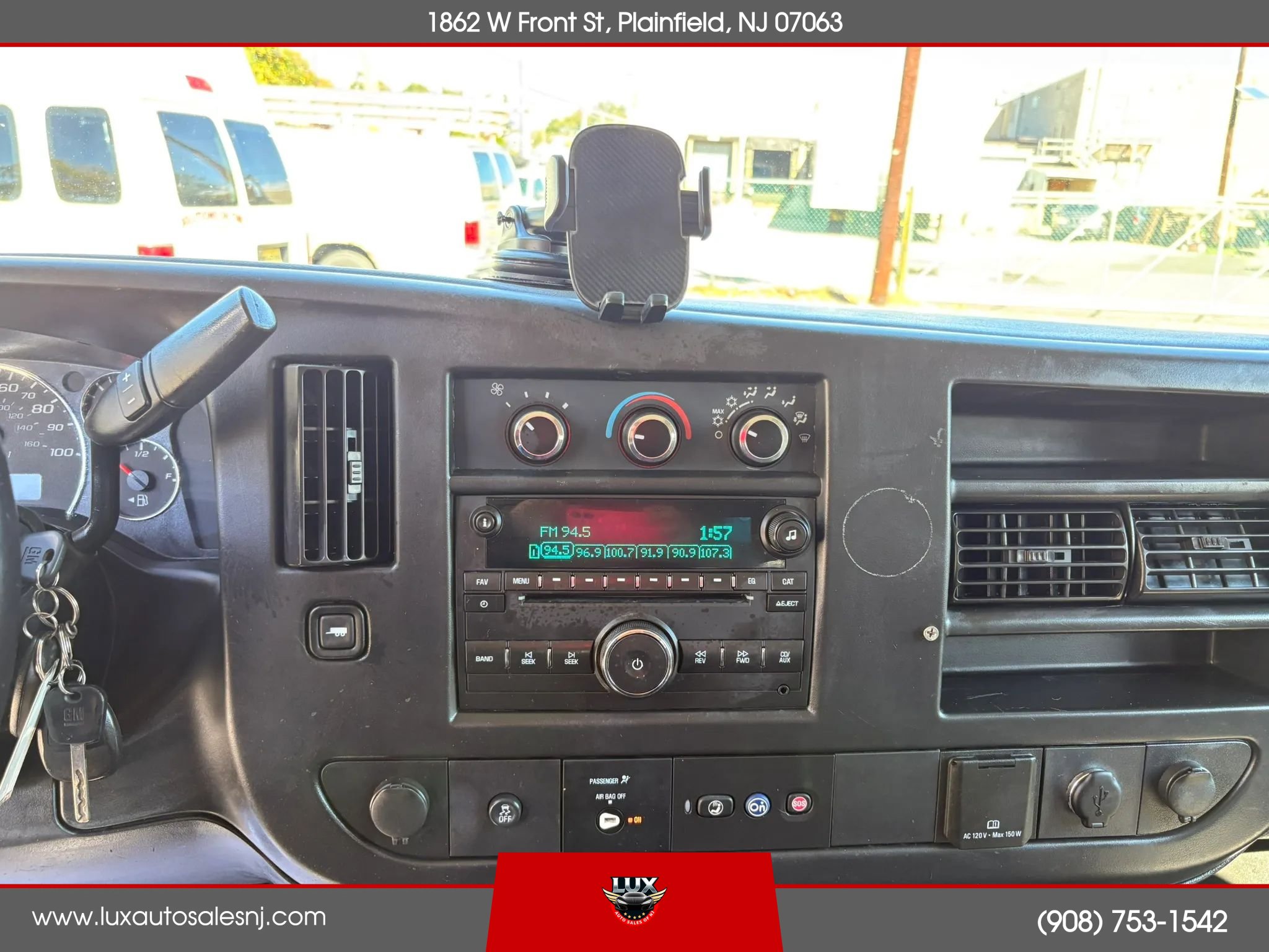 Used 2016 Chevrolet Express 2500 LS RWD image 24