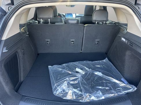 New 2026 Lincoln Corsair Premiere image 7