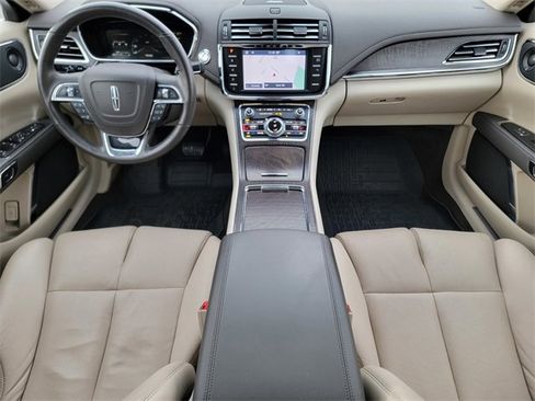 Used 2020 Lincoln Continental w/ Premium Package image 26