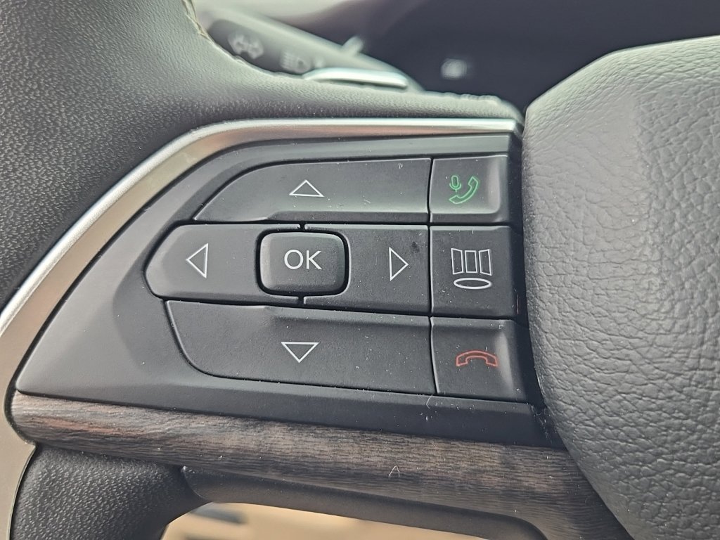 Certified 2024 Jeep Grand Cherokee Limited w/ Luxury Tech Group II AWD/4WD image 26