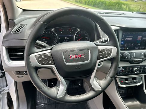 Certified 2023 GMC Terrain SLT image 14