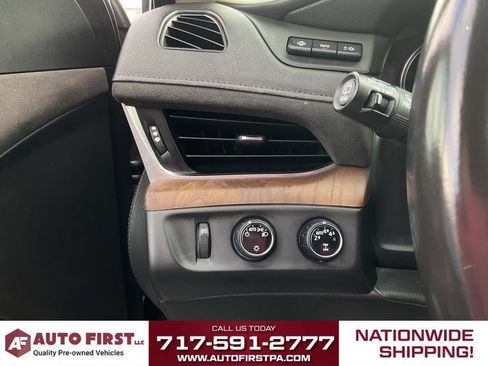 Used 2020 Cadillac Escalade ESV Luxury AWD/4WD image 24