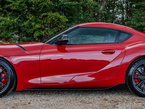 Used 2023 Toyota Supra Premium RWD image 2
