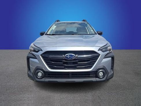 Used 2025 Subaru Outback Onyx Edition AWD/4WD image 2
