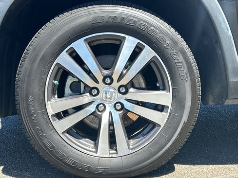 Used 2016 Honda Pilot EX image 9