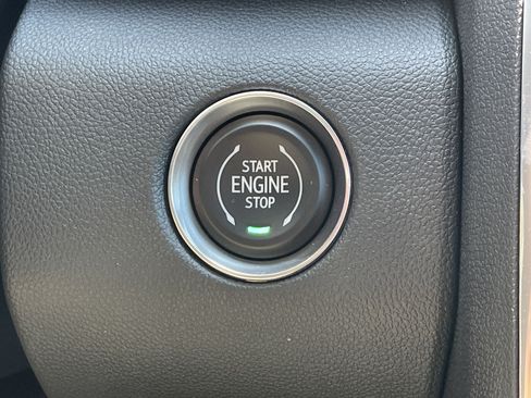 New 2025 GMC Acadia Elevation FWD image 24