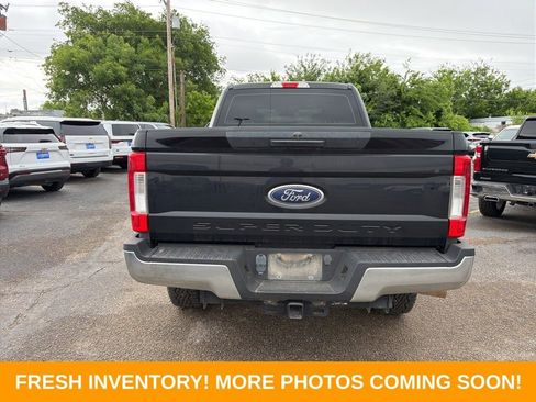 Used 2019 Ford F250 XL w/ STX Appearance Package image 5
