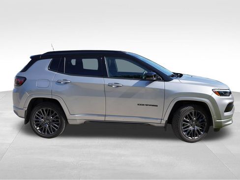 Used 2022 Jeep Compass High Altitude AWD/4WD image 2