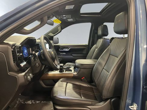 Used 2024 Chevrolet Silverado 1500 High Country AWD/4WD image 11