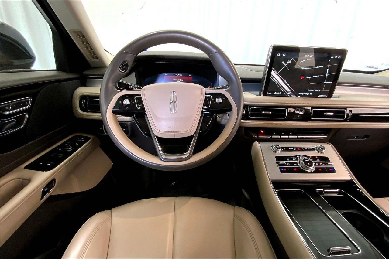 Used 2021 Lincoln Aviator 2WD image 14