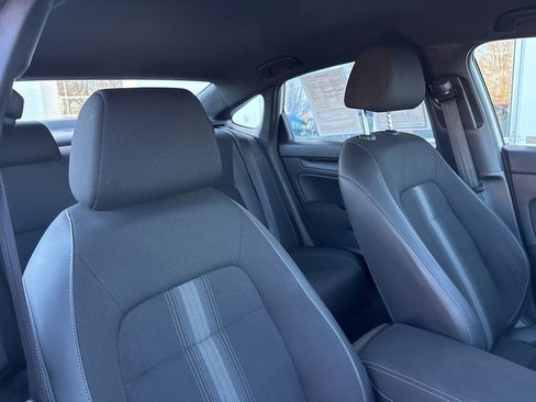 Used 2023 Honda Civic Sport image 28